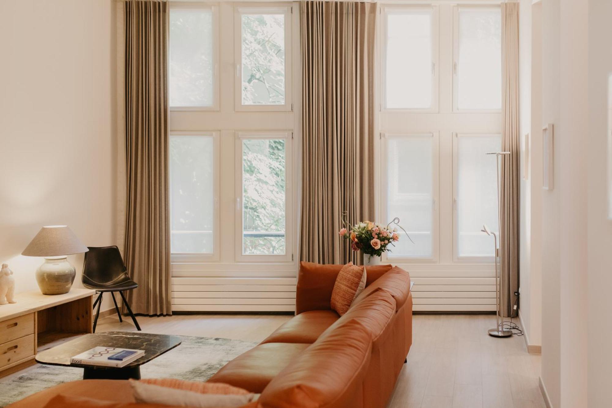 Blue Bird Residence Antwerpen Bagian luar foto