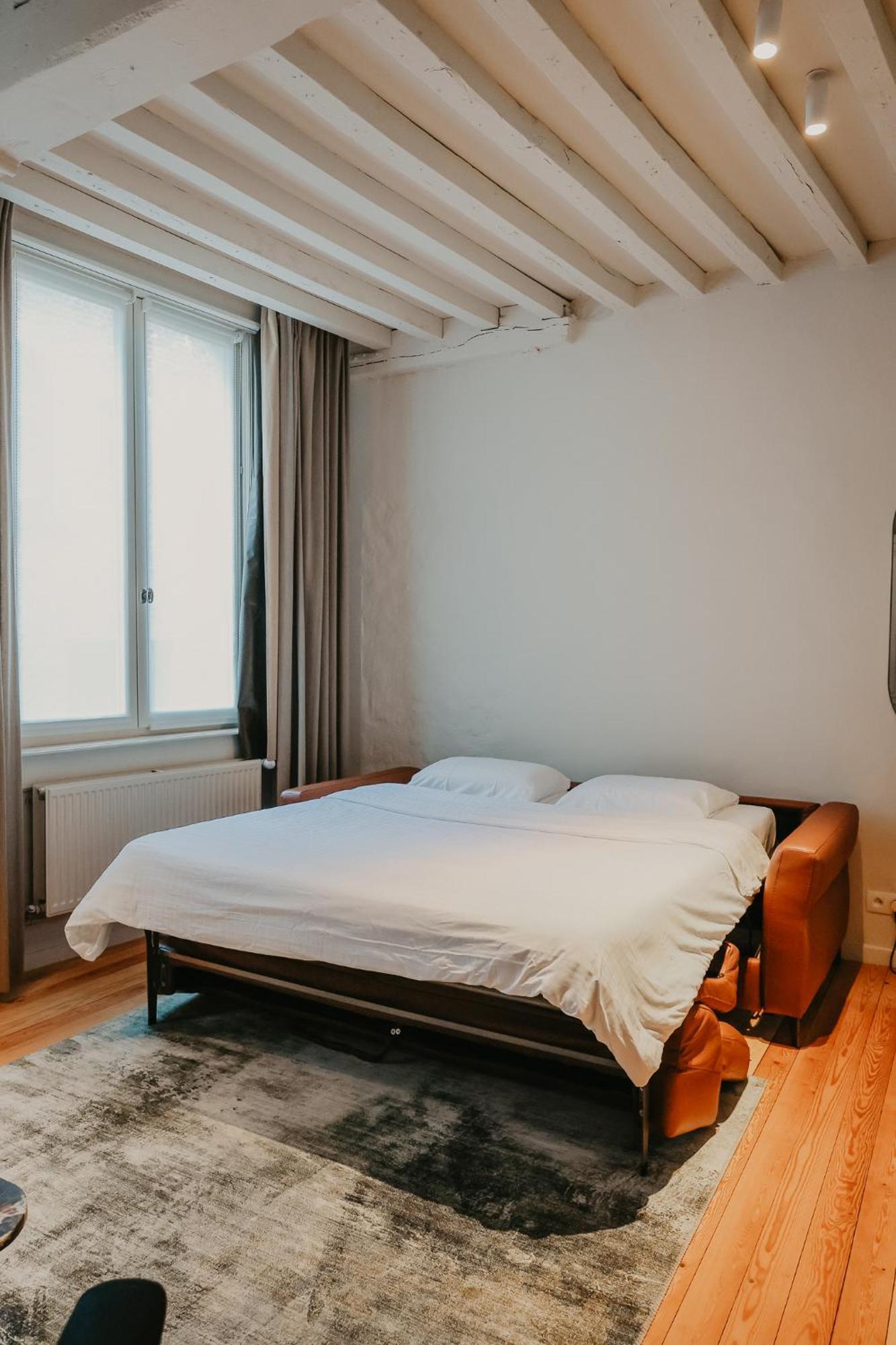 Blue Bird Residence Antwerpen Bagian luar foto